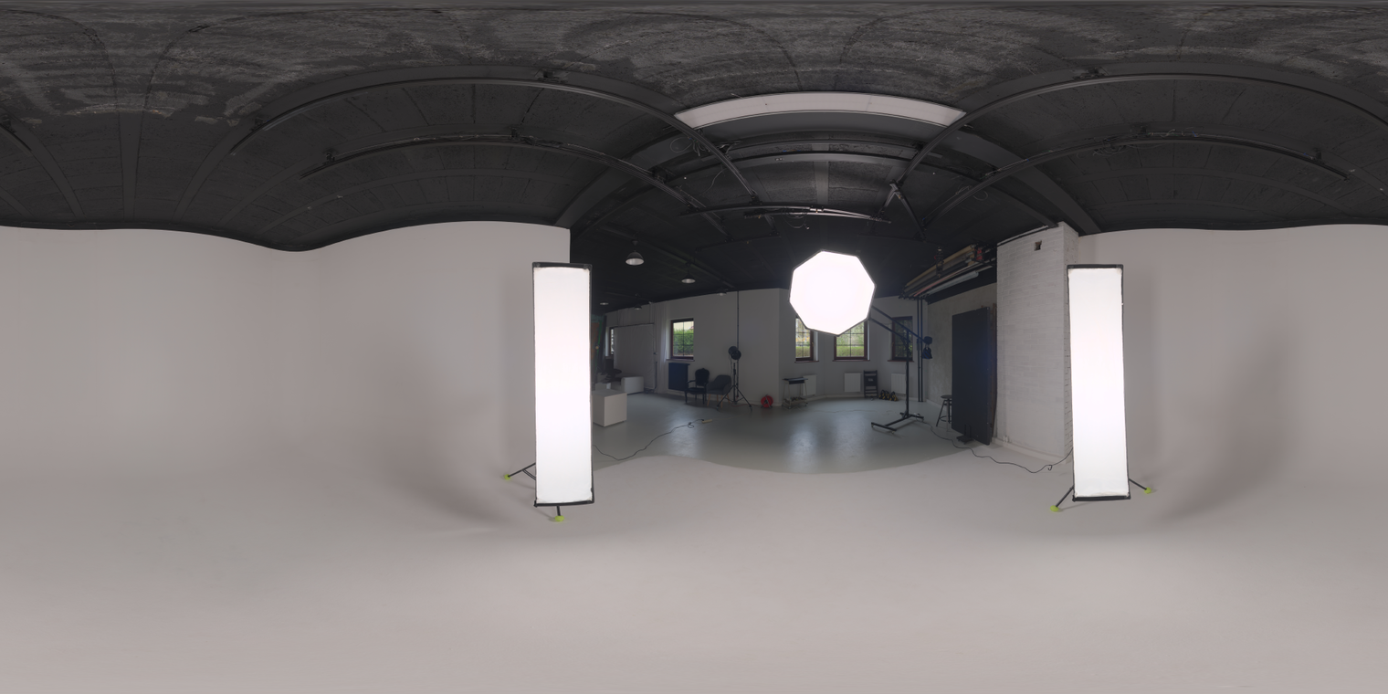 Monochrome Studio 2