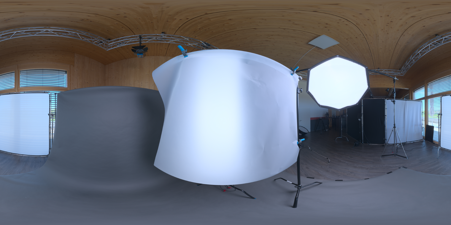 Wooden Studio 18