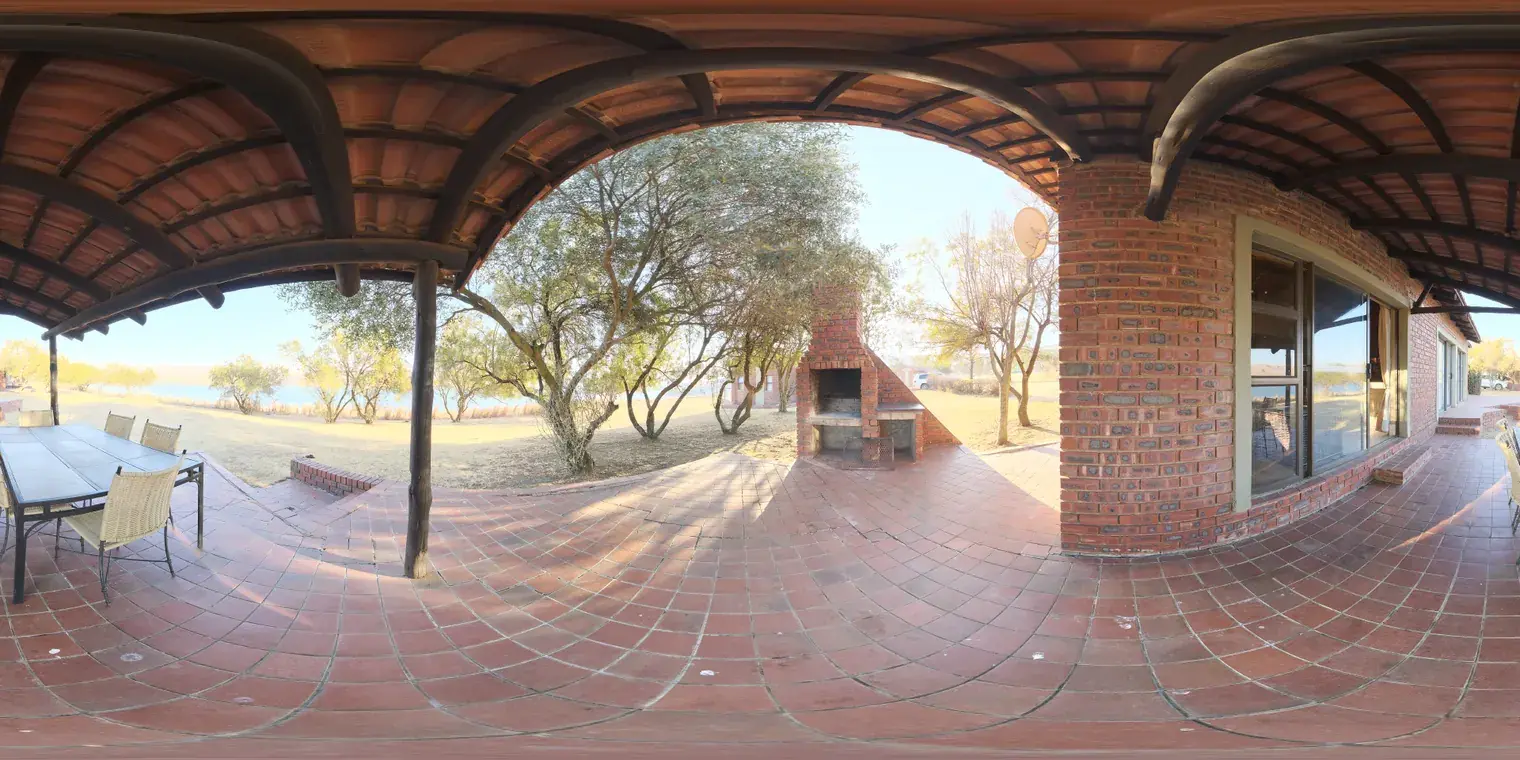 Qwantani Patio