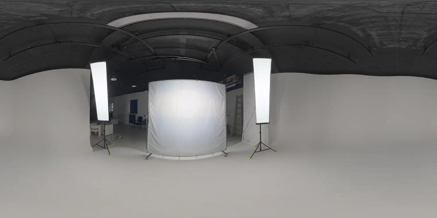 Monochrome Studio 4
