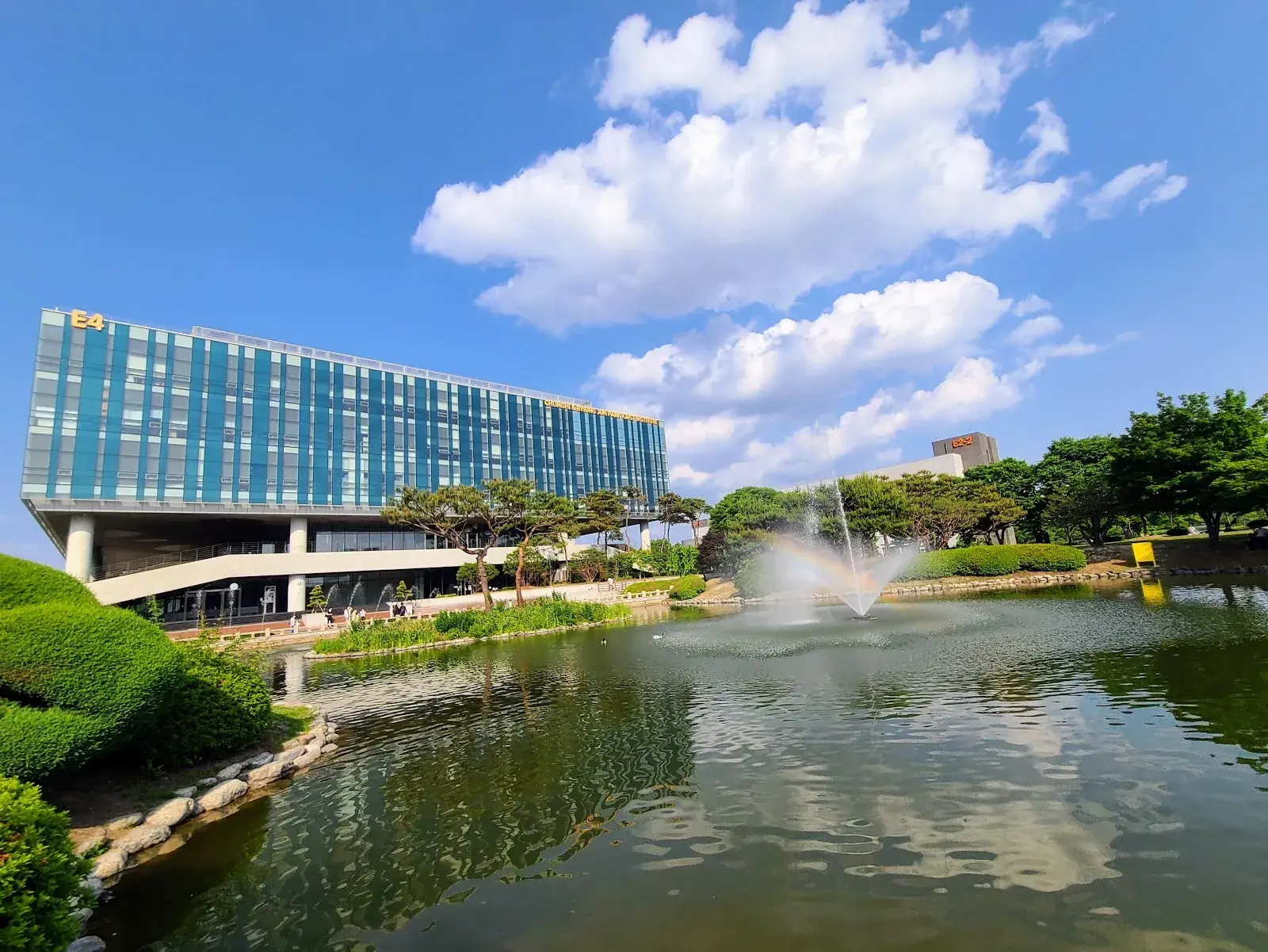 Korea Advanced Institute of Science and Technology