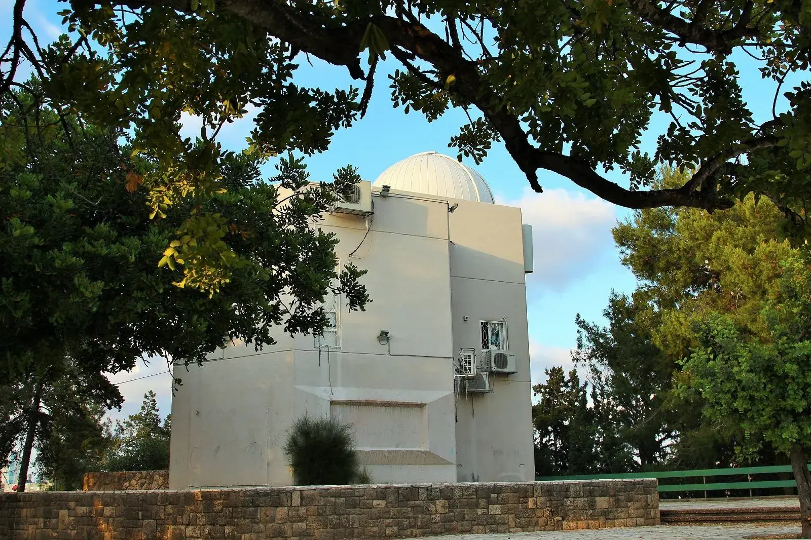 Thecknikum Givatime, Israel