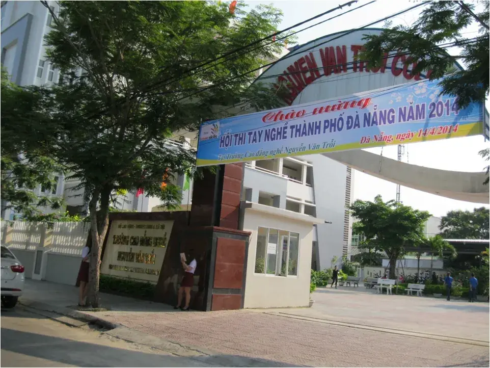 Nguyen Van Troi, Technical School