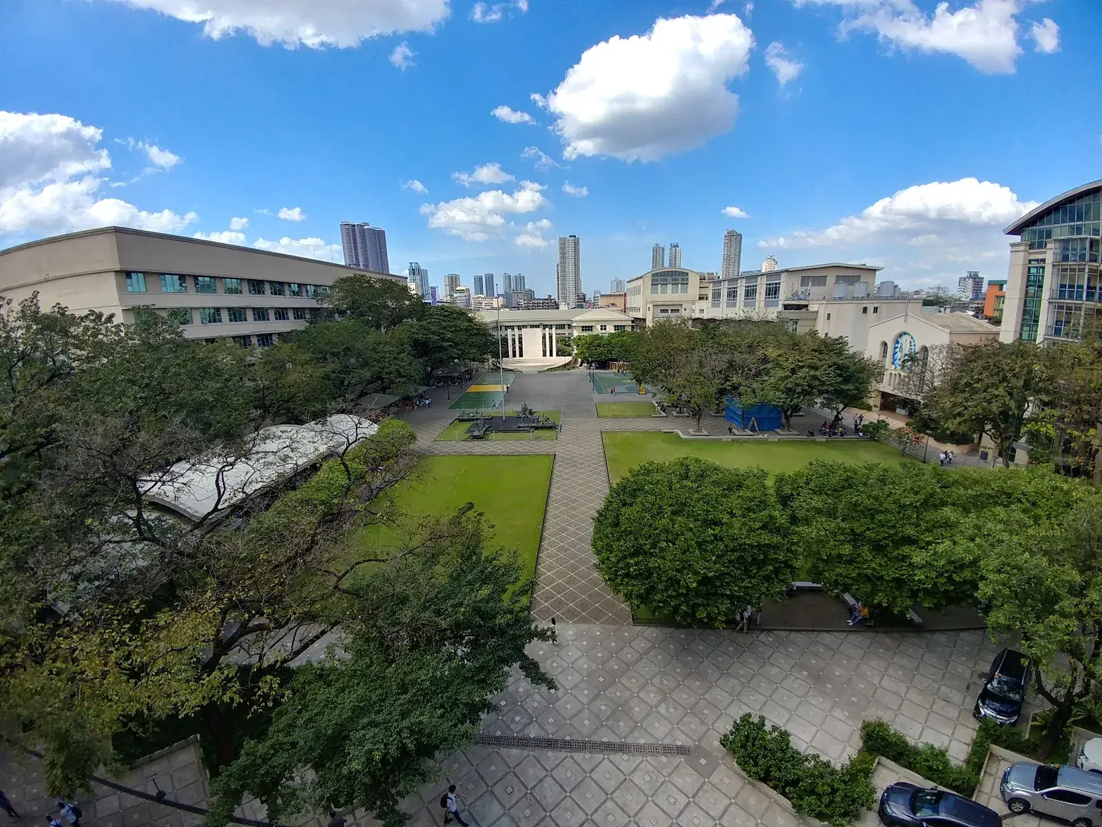Far Eastern University (FEU)