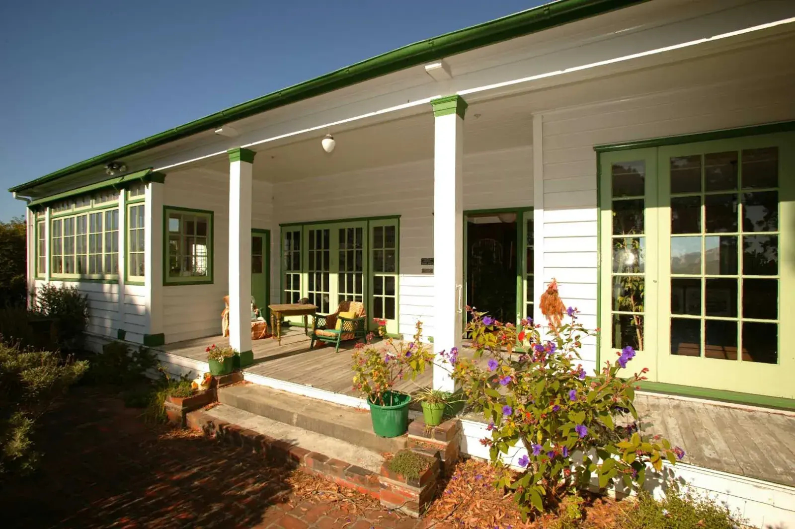 Institute For Bau-Biology & Ecology (IBE)