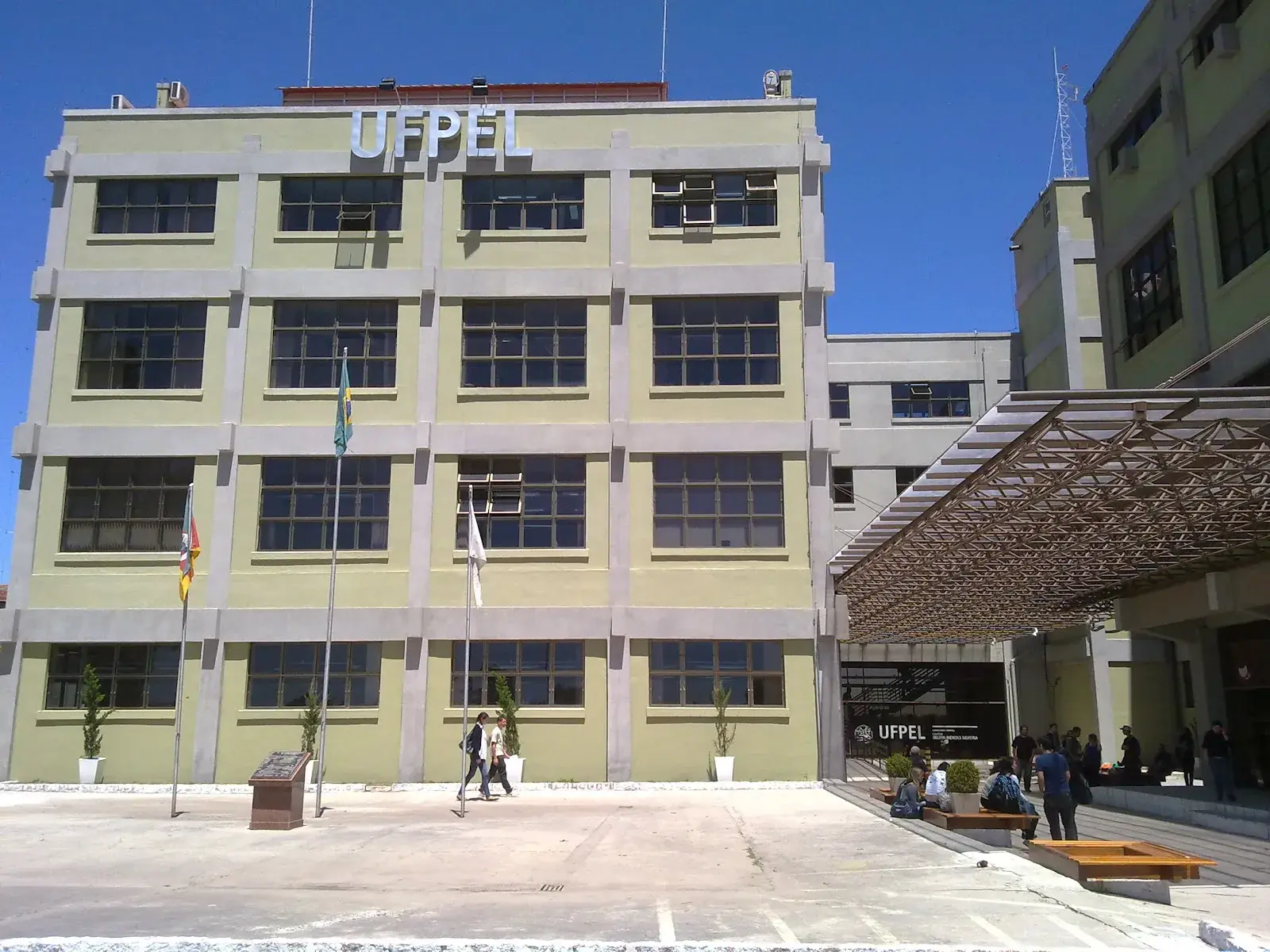 Universidade Federal de Pelotas