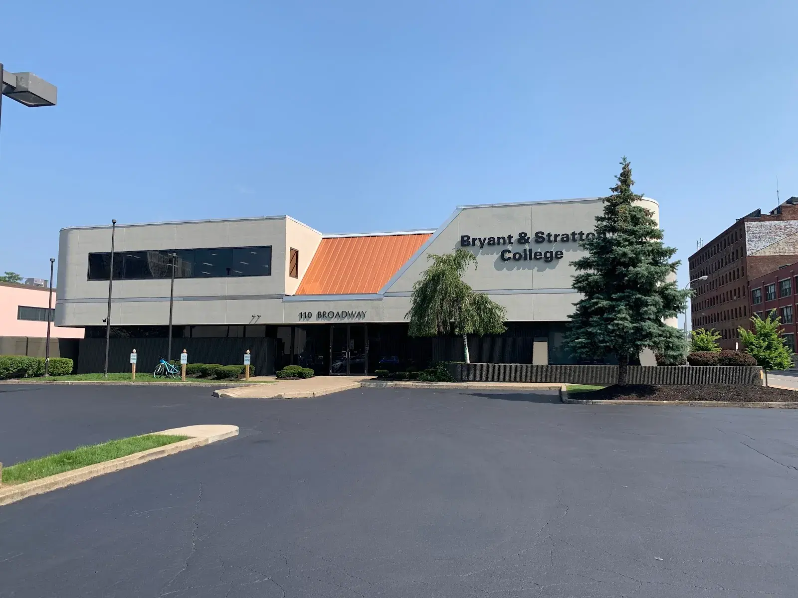 Bryant & Stratton College