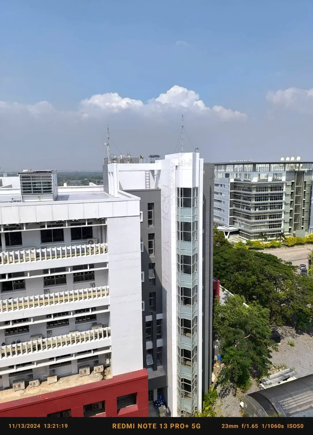 School of Architecture and Design; King Mongkut's University of Technology Thonburi