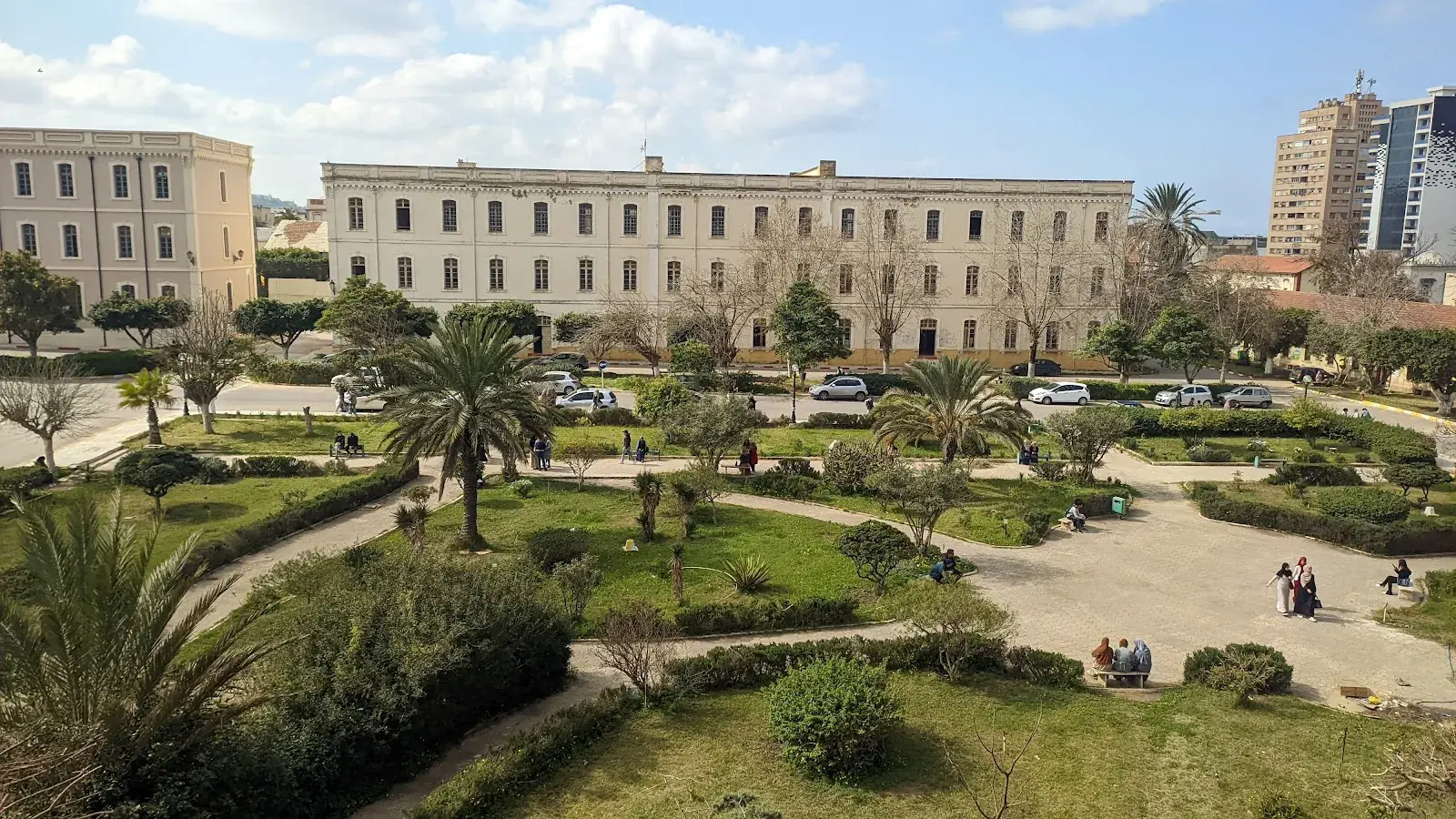 University Of Abdel Hamid Ibn Badis