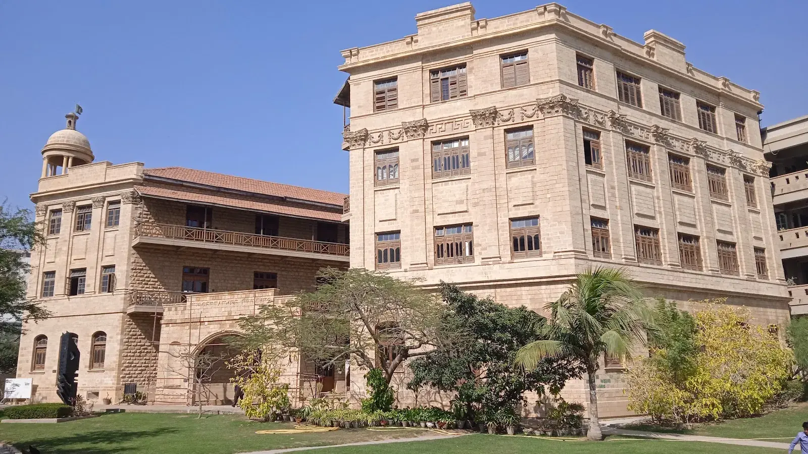 Indus Valley School of Art and Architecture