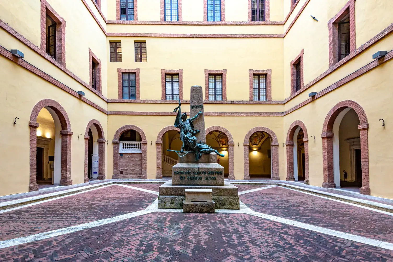 Università degli Studi di Siena
