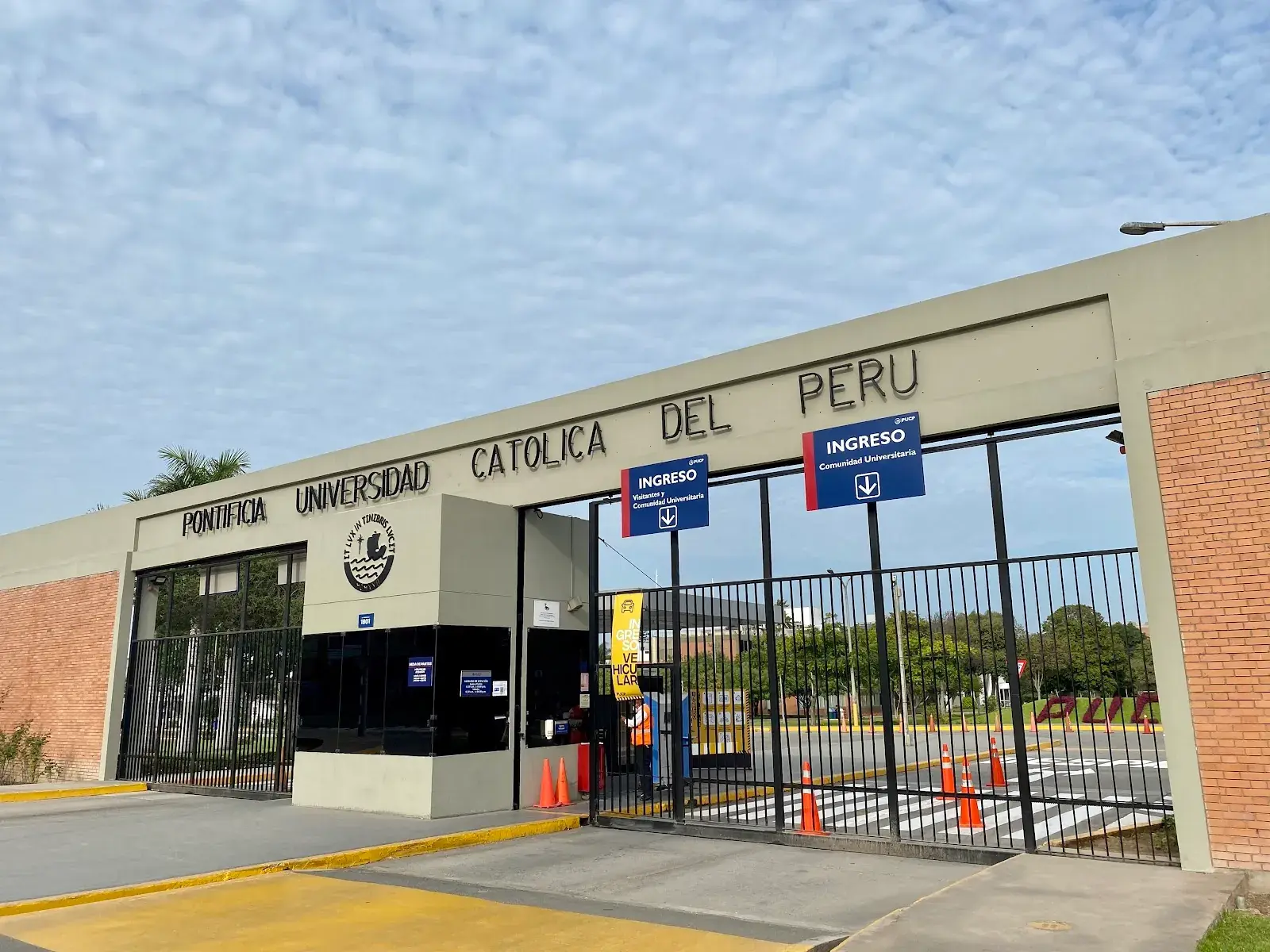 Pontificia Universidad Católica del Perú (PUCP)