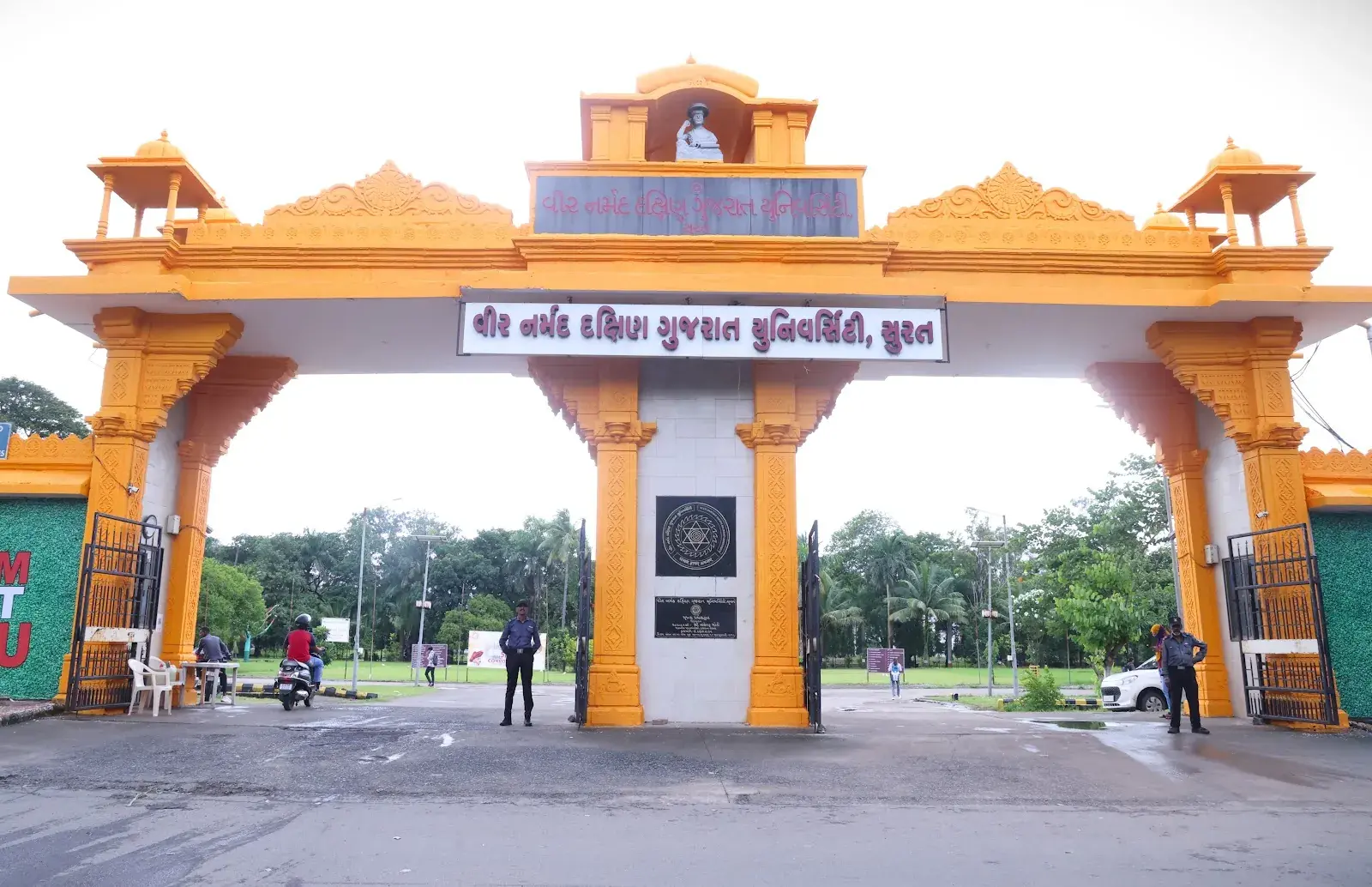 Veer Narmad South Gujarat University