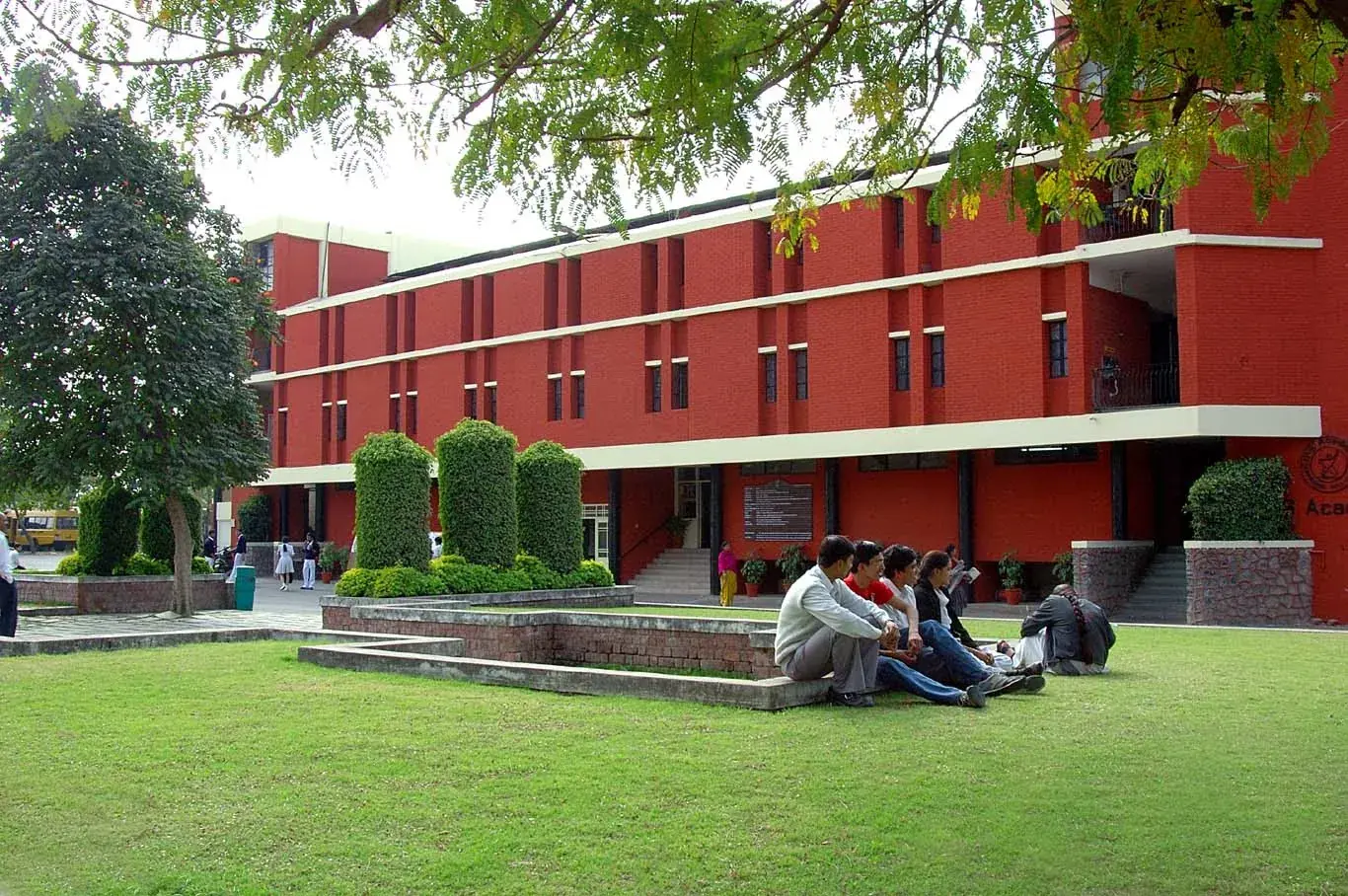 Indore Professional Studies Academy (IPSA)