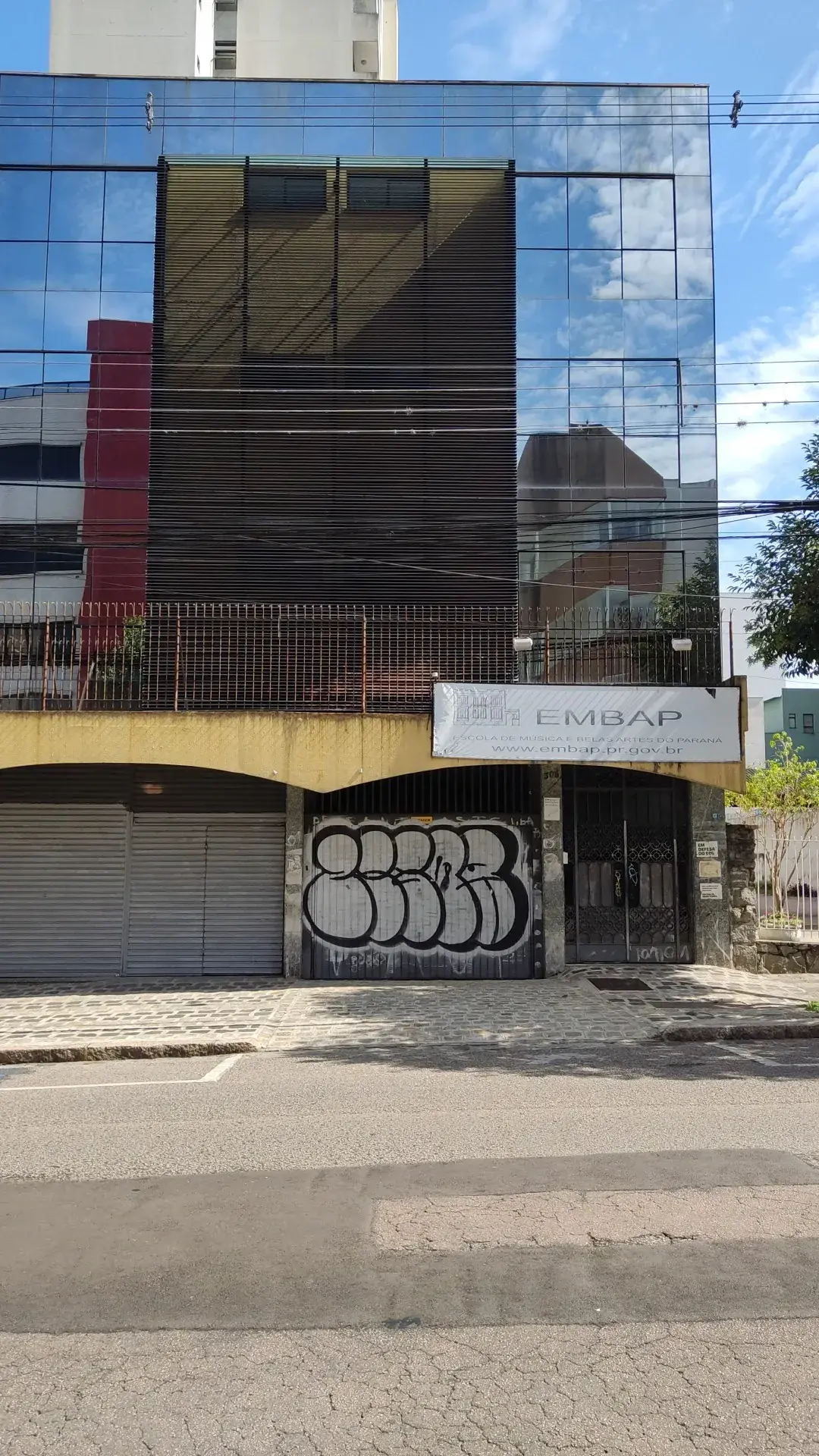 Escola de Música e Belas Artes do Paraná