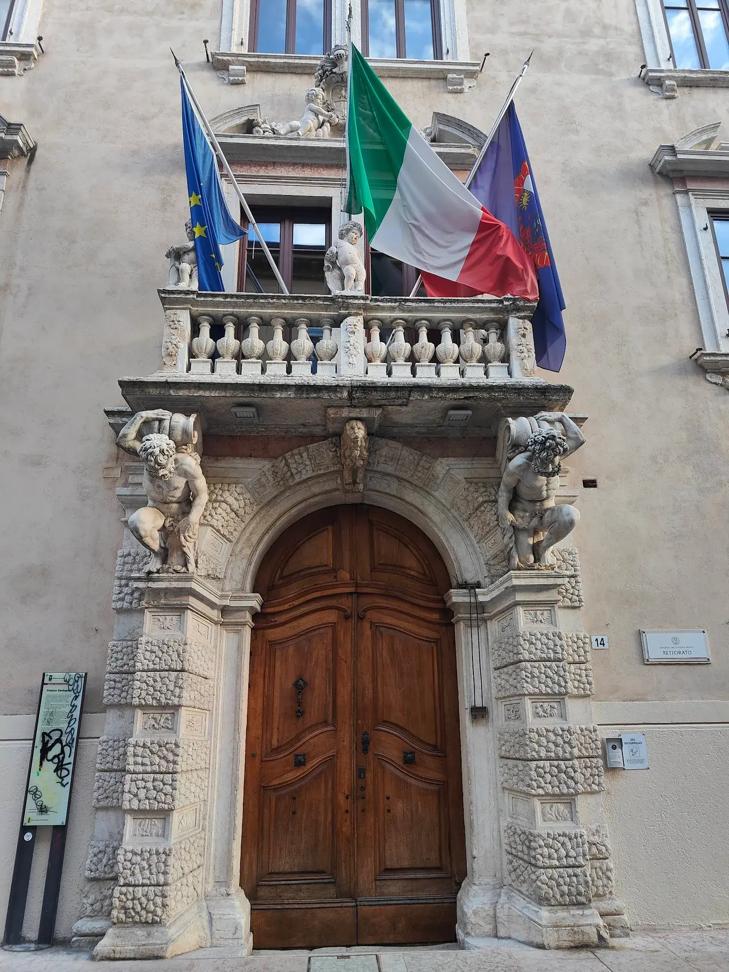 Universita degli Studi di Trento
